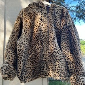 Gallery faux fur leopard jacket Large